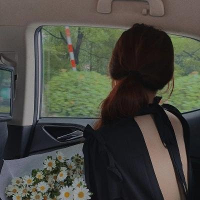 最近，妹妹的样子有点怪